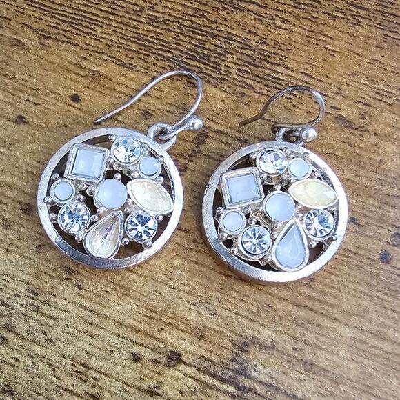 Vintage Y2K 2000s Clustered Rhinestone Dangle Earrings Light Blue White Formal - Picture 1 of 4